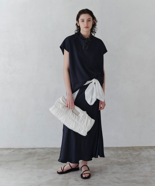 emmi(エミ)の「eco ダンボールニットコクーンプルオーバー(Tシャツ/カットソー・レディース・ネイビー/ホワイト・FREE)」の3枚目の写真
