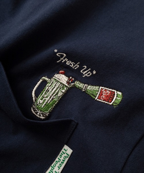 POWER TO THE PEOPLE(パワートゥーザピープル)の「【POWER TO THE PEOPLE/パワー トゥザ ピープル】CREAM SODA&BEER&GHOST ワンポイント刺繍デザイン ポケット付き ビッグシルエット半袖Tシャツ/ユニセックス(Tシャツ/カットソー・メンズ・ブラック/チャコールグレー/オフホワイト/ホワイト系その他2/ホワイト系その他/ホワイト/ミント/ネイビー・L/M)」の16枚目の写真