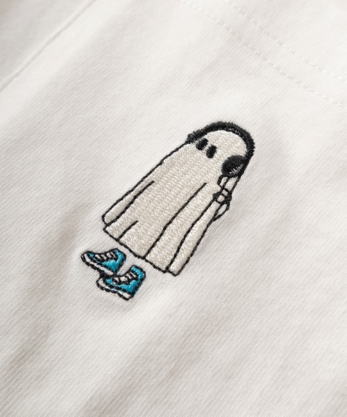 POWER TO THE PEOPLE(パワートゥーザピープル)の「【POWER TO THE PEOPLE/パワー トゥザ ピープル】CREAM SODA&BEER&GHOST ワンポイント刺繍デザイン ポケット付き ビッグシルエット半袖Tシャツ/ユニセックス(Tシャツ/カットソー・メンズ・ブラック/チャコールグレー/オフホワイト/ホワイト系その他2/ホワイト系その他/ホワイト/ミント/ネイビー・L/M)」の20枚目の写真