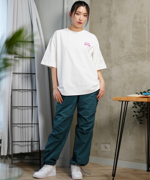 THRASHER（スラッシャー）の「【ムラサキスポーツ限定】THRASHER/スラッシャー  水陸両用 オーバーサイズ UVケア 半袖ラッシュガードTシャツ  TC-003（Tシャツ/カットソー・レディース・ホワイト/ブラック・XL/L/M）」の7枚目の写真