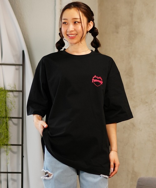 THRASHER（スラッシャー）の「【ムラサキスポーツ限定】THRASHER/スラッシャー  水陸両用 オーバーサイズ UVケア 半袖ラッシュガードTシャツ  TC-003（Tシャツ/カットソー・レディース・ホワイト/ブラック・XL/L/M）」の10枚目の写真