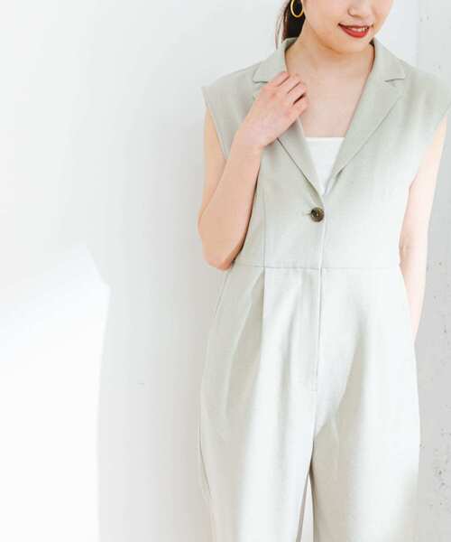 F by ROSSO（エフバイロッソ）の「『UR TECH DRYLUXE』F by ROSSO　テーラーカラーオールインワン（サロペット/オーバーオール・レディース・ライトグレー/ベージュ/ネイビー・36/38）」の6枚目の写真