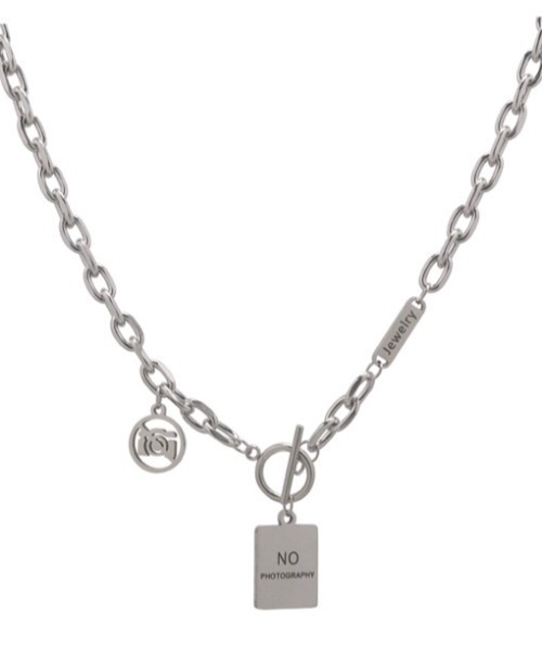 .KOM(ドットコム)の「A'GEM/9 × .kom 『KANSAI STUDIO/カンサイスタジオ』 カメラポイントネックレス(ネックレス・レディース・シルバー・FREE)」の5枚目の写真