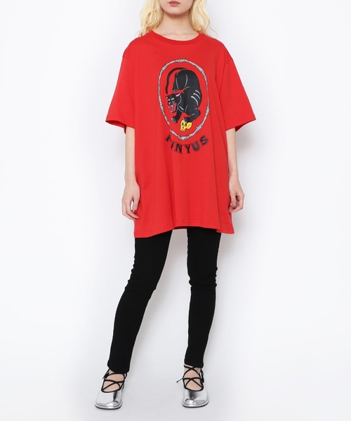 PUNYUS（プニュズ）の「ブラックパンサービッグＴシャツ（Tシャツ/カットソー・レディース・スミクロ/レッド/ホワイト・3/4）」の11枚目の写真