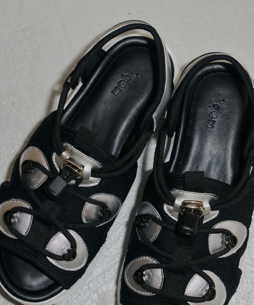 idem(イデム)の「heart nuance sports sandal/ハートスポーツサンダル(サンダル・レディース・ブラック/グレー・SMALL/MEDIUM/LARGE)」の7枚目の写真
