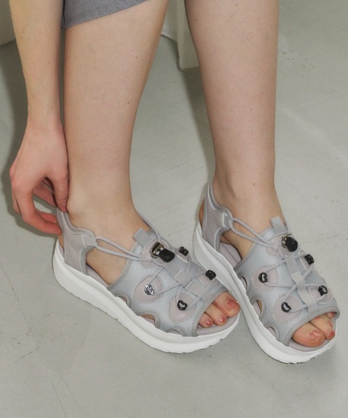 idem(イデム)の「heart nuance sports sandal/ハートスポーツサンダル(サンダル・レディース・ブラック/グレー・SMALL/MEDIUM/LARGE)」の13枚目の写真