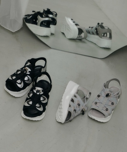 idem(イデム)の「heart nuance sports sandal/ハートスポーツサンダル(サンダル・レディース・ブラック/グレー・SMALL/MEDIUM/LARGE)」の3枚目の写真