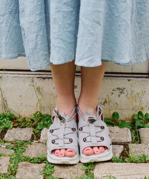 idem(イデム)の「heart nuance sports sandal/ハートスポーツサンダル(サンダル・レディース・ブラック/グレー・SMALL/MEDIUM/LARGE)」の18枚目の写真