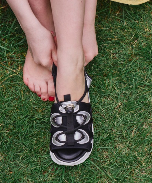 idem(イデム)の「heart nuance sports sandal/ハートスポーツサンダル(サンダル・レディース・ブラック/グレー・SMALL/MEDIUM/LARGE)」の16枚目の写真