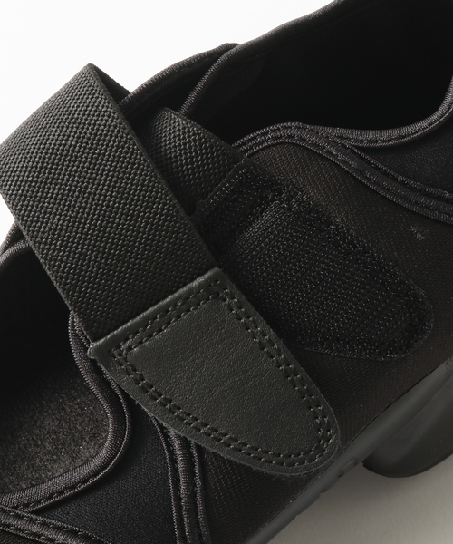 NIKE（ナイキ）の「NIKE (ナイキ) WMNS AIR RIFT HF5389（スニーカー・メンズ・ブラック・29cm/28cm/27cm）」の7枚目の写真