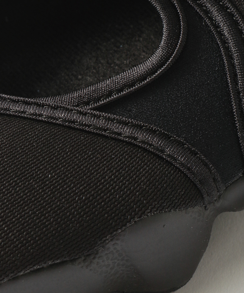 NIKE（ナイキ）の「NIKE (ナイキ) WMNS AIR RIFT HF5389（スニーカー・メンズ・ブラック・29cm/28cm/27cm）」の3枚目の写真