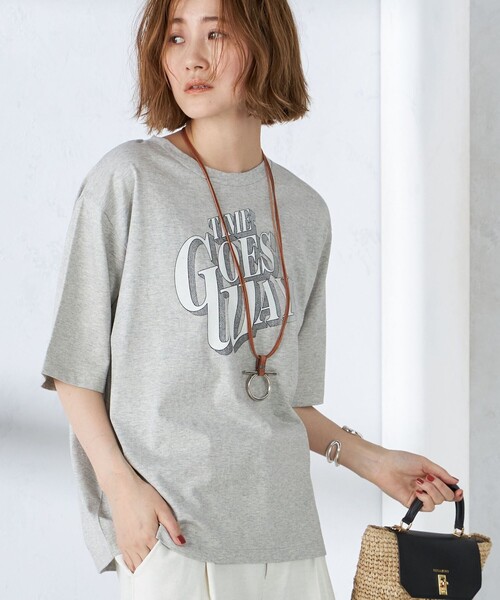 SHIPS(シップス)の「コーマ 天竺 プリント TEE(Tシャツ/カットソー・レディース・シルバーグレー/ライトグレー/ライトホワイト/ホワイト・ONE SIZE)」の4枚目の写真