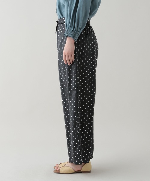 studio CLIP（スタディオクリップ）の「《natural by clip》ドットプリントパンツ（その他パンツ・レディース・ネイビー/ブラック・FREE）」の7枚目の写真
