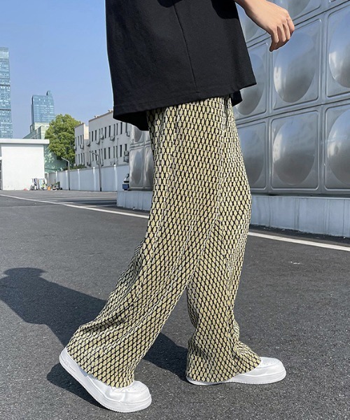 B.R.U(ブル)の「グラフィックイージーパンツ(その他パンツ・メンズ・ブラック/イエロー/ホワイト/カーキ/ブラック系その他/ホワイト系その他・FREE)」の9枚目の写真