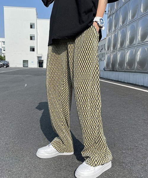 B.R.U(ブル)の「グラフィックイージーパンツ(その他パンツ・メンズ・ブラック/イエロー/ホワイト/カーキ/ブラック系その他/ホワイト系その他・FREE)」の13枚目の写真