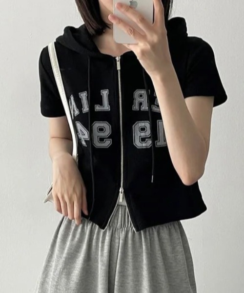 ニット セーター A'GEM/9 × .kom 「.kom/ドットケーオーエム」ファーZIPUPニットパーカー レディース A'GEM/9 × .kom 『.kom/ドットケーオーエム』ファーZIPUPニット