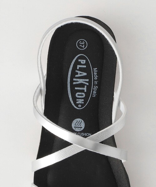 PLAKTON（プラクトン）の「【別注】＜PLAKTON＞ダブルクロス バックストラップ サンダル（サンダル・レディース・シルバー/オリーブ・37/36/38）」の12枚目の写真