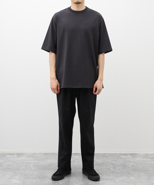 marka（マーカ）の「MARKA / マーカ CREW NECK TEE（Tシャツ/カットソー・メンズ・チャコールグレー/ホワイト・2/3）」の5枚目の写真