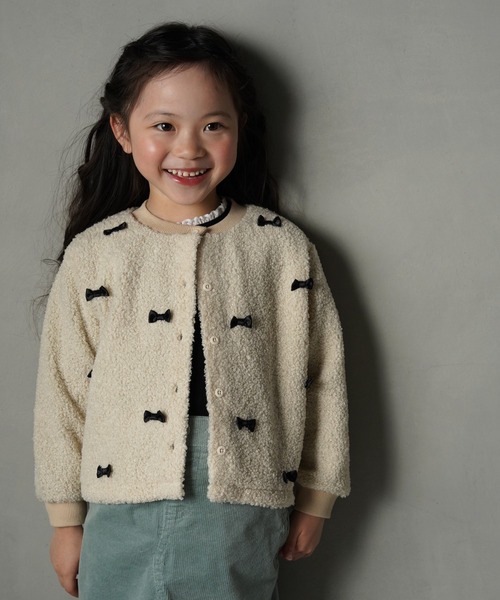 MAKE YOUR DAY(メイクユアデイ)の「フリルテレコリブ無地長袖Tシャツ■80~140cm(Tシャツ/カットソー・キッズ・ピンク/ブラック/アイボリー/ブルー・80/90/100/110/120/130/140)」の8枚目の写真