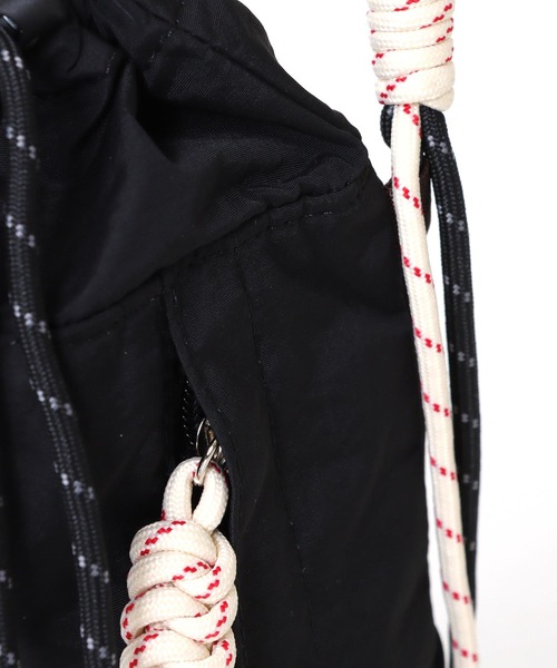 Cepica（セピカ）の「ナイロンハンディーショルダーバッグ（ショルダーバッグ・レディース・グレー/ブラック・FREE）」の4枚目の写真