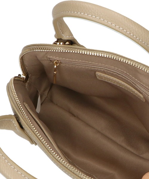 ORiental TRaffic(オリエンタルトラフィック)の「ブガッティ型ハンドバッグ BA-232(ハンドバッグ・レディース・ベージュ/ブラック・フリ-)」の14枚目の写真