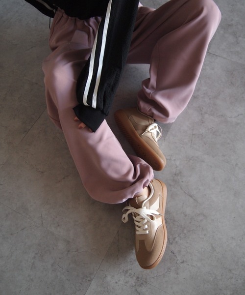 VIVIAN（ヴィヴィアン）の「メンズ レディース ローテク異素材レースアップスニーカー（スニーカー・レディース・アイボリー/シルバー/ブラック/ベージュ/ナチュラル/シルバー系その他/クリアブラック/ベージュ系その他3/ブラウン系その他6/サンドベージュ/ホワイト系その他4・41/39/37/35/45/43）」の22枚目の写真