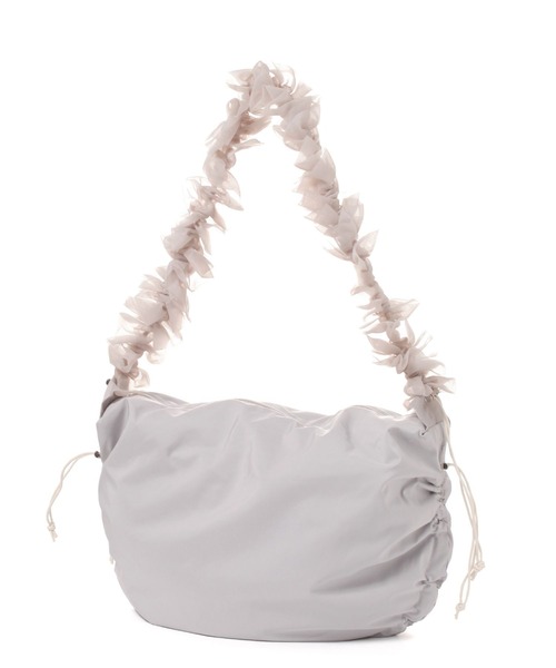 LAKOLE（ラコレ）の「ギャザーチュールミニショルダーバッグ / 138964（ショルダーバッグ・レディース・ライトグレー/ブラック/オフホワイト/ネイビー・FREE）」の8枚目の写真