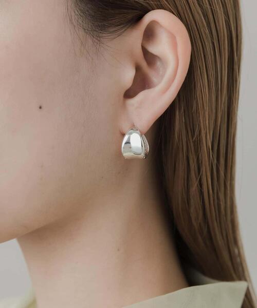 SMELLY（スメリー）の「メタルワンタッチピアス（ピアス（両耳用）・レディース・シルバー/ゴールド・-）」の3枚目の写真