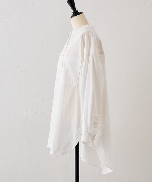 BEARDSLEY（ビアズリー）の「衿カットオフノーカラーシャツ（シャツ/ブラウス・レディース・ホワイト・FREE）」の16枚目の写真
