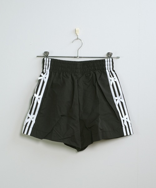 shopnikoniko（ショップニコニコ）の「サイドラインリボン ナイロン ショートパンツ ラインパンツ（その他パンツ・レディース・ホワイト/ブラック・フリー）」の16枚目の写真
