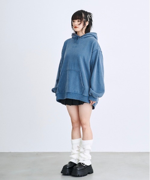 17HR（セブンティーンアワーズ）の「【ユニセックス】オーバーサイズピグメントパーカー（パーカー・レディース・ブルー/ブラック・FREE）」の17枚目の写真
