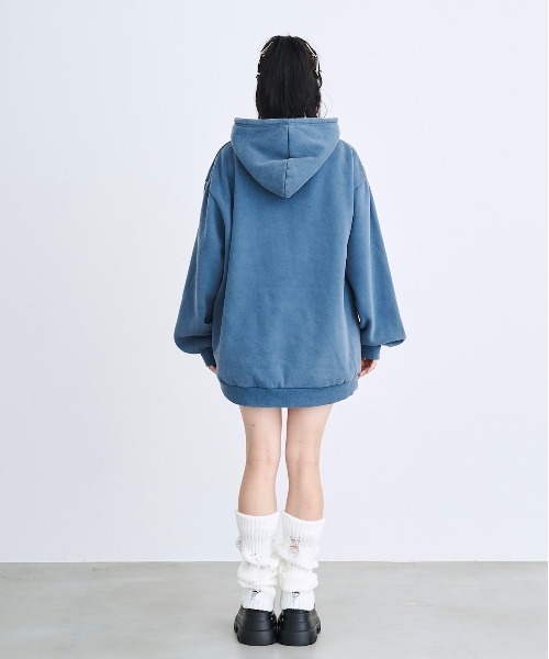 17HR（セブンティーンアワーズ）の「【ユニセックス】オーバーサイズピグメントパーカー（パーカー・レディース・ブルー/ブラック・FREE）」の18枚目の写真