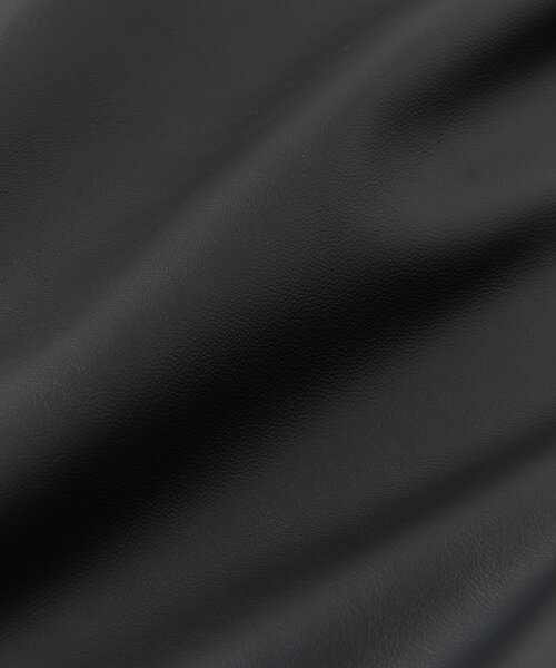 RIVE DROITE（リヴドロワ）の「【ストレッチ性抜群】レザーライクタイトスカート（スカート・レディース・ブラック/ライトベージュ・38/36）」の16枚目の写真