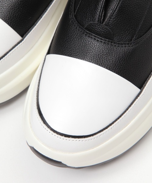 GLOBAL WORK（グローバルワーク）の「エアかる厚底スリッポン/135743（スリッポン・レディース・ブラック/アイボリー・LARGE/SMALL/MEDIUM）」の10枚目の写真