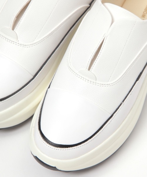 GLOBAL WORK（グローバルワーク）の「エアかる厚底スリッポン/135743（スリッポン・レディース・ブラック/アイボリー・LARGE/SMALL/MEDIUM）」の14枚目の写真