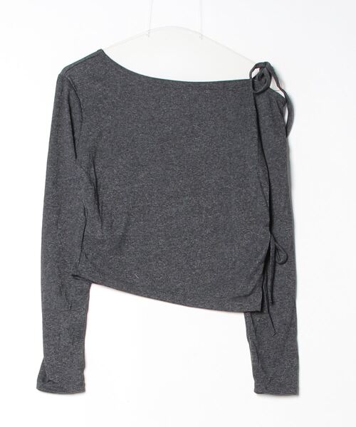 Per sist ence（パーシエンス）の「リボンワンオフショルダーカットソー（Tシャツ/カットソー・レディース・ベージュ/ホワイト/グレー・FREE）」の4枚目の写真