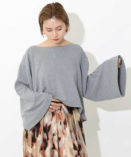 Gready Brilliant(グレディブリリアン)の「袖フレアカットソー(Tシャツ/カットソー・レディース・ブラック/グレー/ダークブラウン/ホワイト・FREE)」の22枚目の写真