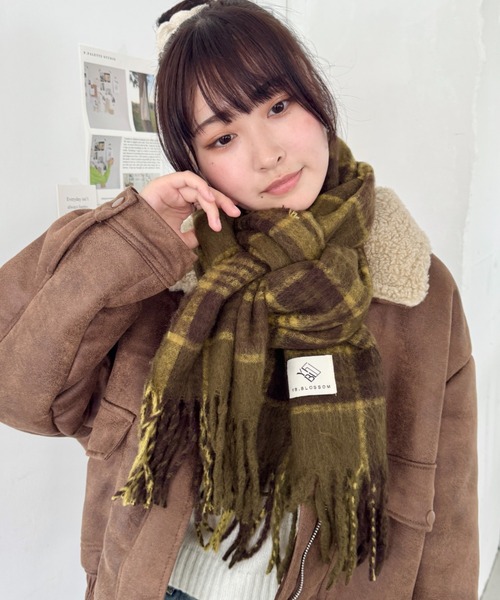 SOLLON.（ソルロン）の「ボリュームチェックマフラー（マフラー）」 - WEAR