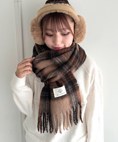 SOLLON.（ソルロン）の「ボリュームチェックマフラー（マフラー）」 - WEAR