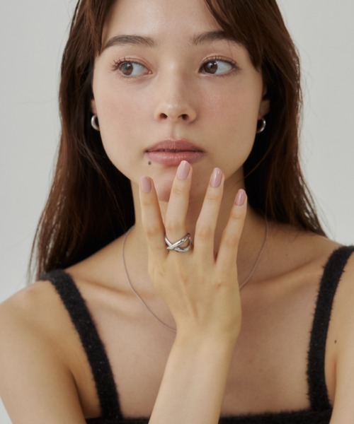 ciite' surgical stainless(シーテサージカルステンレス)の「【 金属アレルギー対応 】 ビッグクロスリング サージカルステンレス (リング・レディース・シルバー/ゴールド・13号/11号)」の22枚目の写真