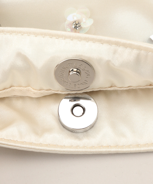 SLOBE IENA(スローブイエナ)の「サテンビジューバッグ(ショルダーバッグ・レディース・ホワイト・FREE)」の11枚目の写真
