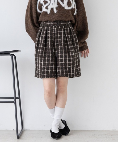 RAGEBLUE(レイジブルー)の「サイドベルト付/ツイードチェックショートパンツ(その他パンツ・レディース・ブラウン・FREE)」の1枚目の写真
