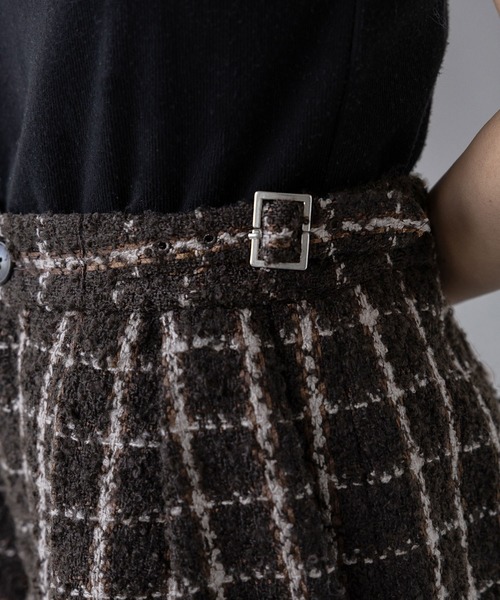 RAGEBLUE(レイジブルー)の「サイドベルト付/ツイードチェックショートパンツ(その他パンツ・レディース・ブラウン・FREE)」の15枚目の写真