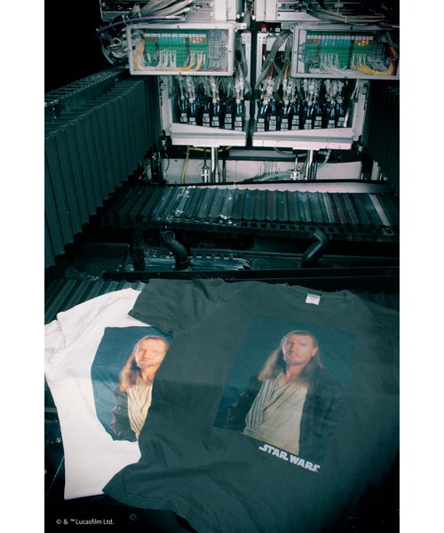 STAR WARS（スターウォーズ）の「『スター・ウォーズ』"""Qui-Gon Jinn"" T-Shirt"  半袖プリントTシャツ ビックシルエット ピグメント加工 ヴィンテージライク（Tシャツ/カットソー・メンズ・チャコール/ホワイト・X-LARGE/LARGE/MEDIUM）」の4枚目の写真