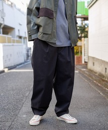 niko and... | ワンタックバレルレッグチノ(チノパンツ)