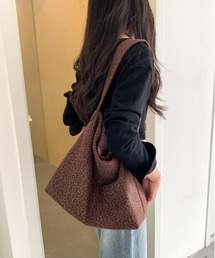 ヒョウ柄ショルダーバッグ