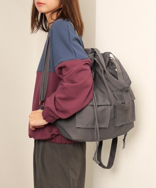 CURI BISCUI（キュリ　ビスキュイ）の「2WAY 巾着リュック（バックパック/リュック・レディース・ベージュ/ブラック/グレー・FREE）」の8枚目の写真