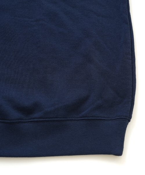 GLAZOS（グラソス）の「【大人向けサイズあり】裏毛・ワンポイント刺繍ロゴトレーナー（スウェット・キッズ・ブラウン/ネイビー/ブラック/オートミール・LL/L/M/S）」の9枚目の写真