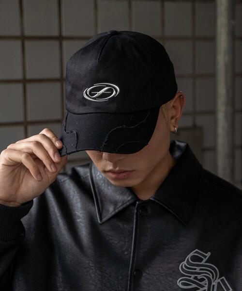 SHORT ROUND（ショートラウンド）の「SHORT ROUND/メタルワンポイントキャップ（キャップ・メンズ・スミクロ/ブラック・FREE）」の3枚目の写真