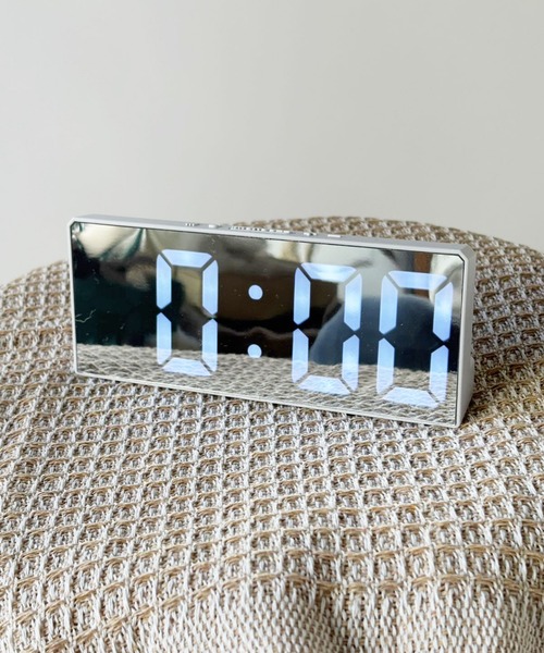 Port（ポート）の「【 Port / ポート 】 デジタル 置き時計 / LED 目覚まし時計 温度計付き #_（置時計・レディース・ホワイト/ブラック・FREE）」の6枚目の写真